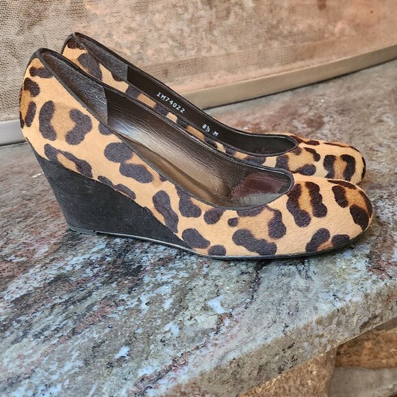 Stuart Weitzman Animal Print Ponyhair Wedge Pumps Size 8.5M - Picture 10 of 16